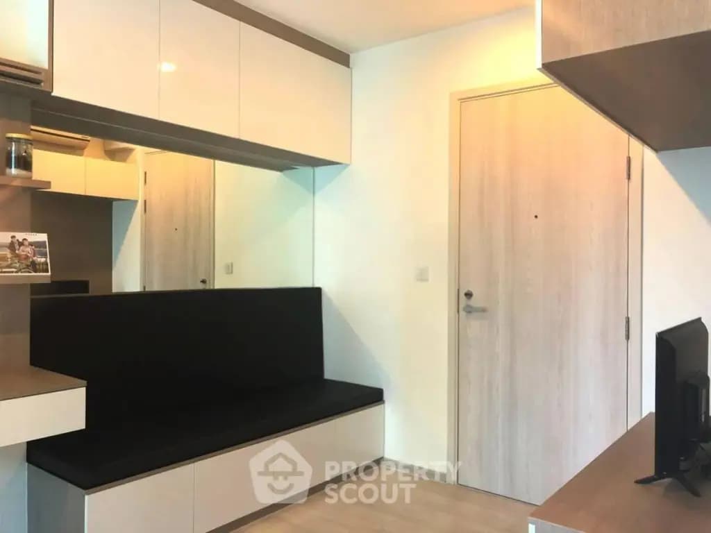 Cached photo of the unit from Dot Property