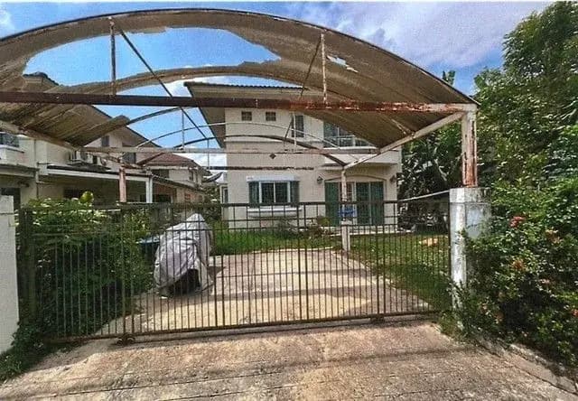 Cached photo of the unit from Dot Property