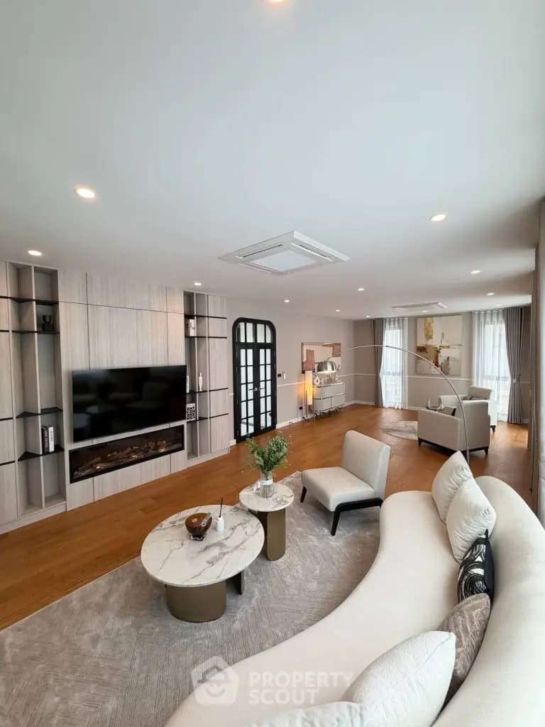 รูปห้องที่แคชไว้จาก Dot Property
