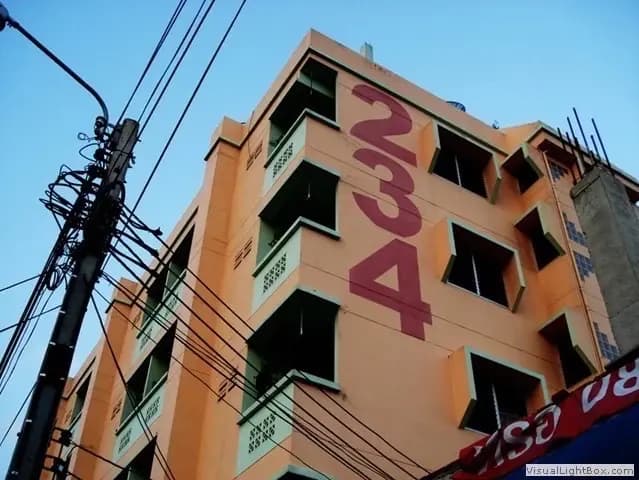 Cached photo of the building from RentHub